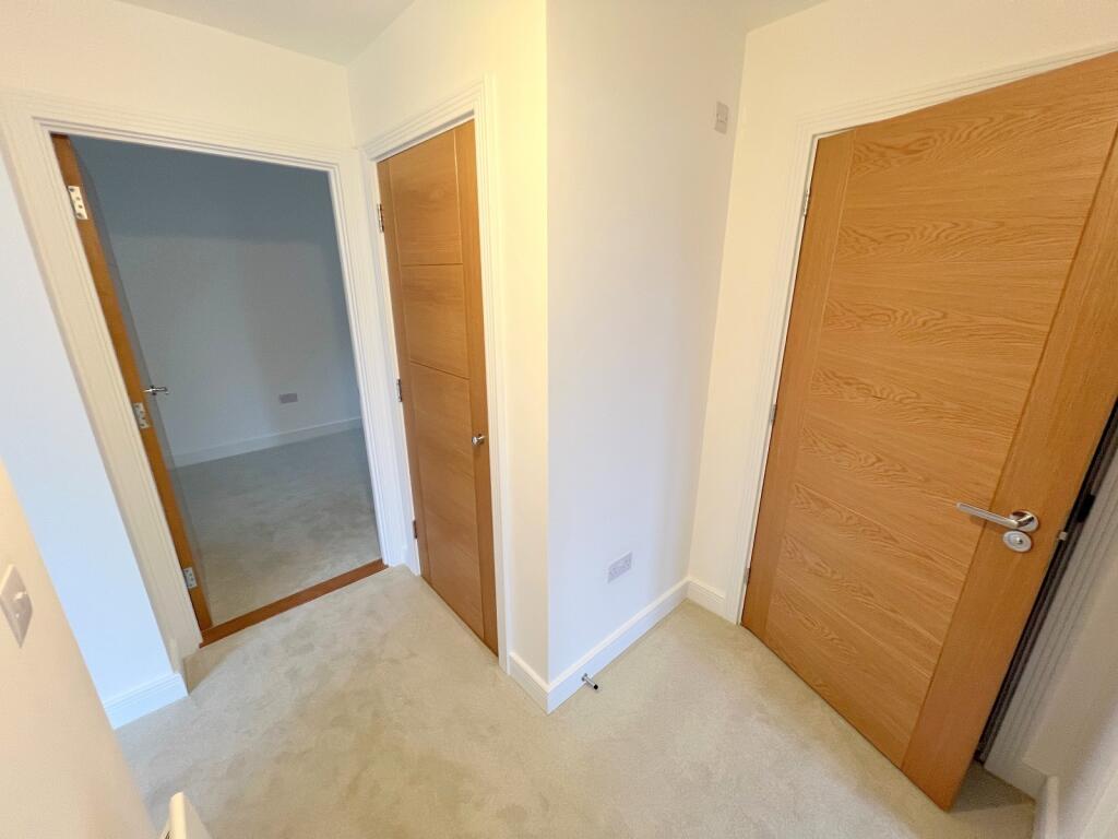 Additional image 9 of Milton Green, Christchurch Road, New Milton, Hampshire. BH25 6QG