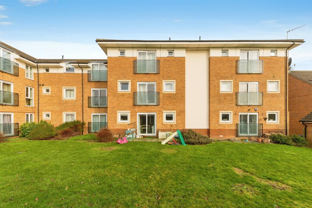 Additional image 17 of Eddington Crescent, WELWYN GARDEN CITY