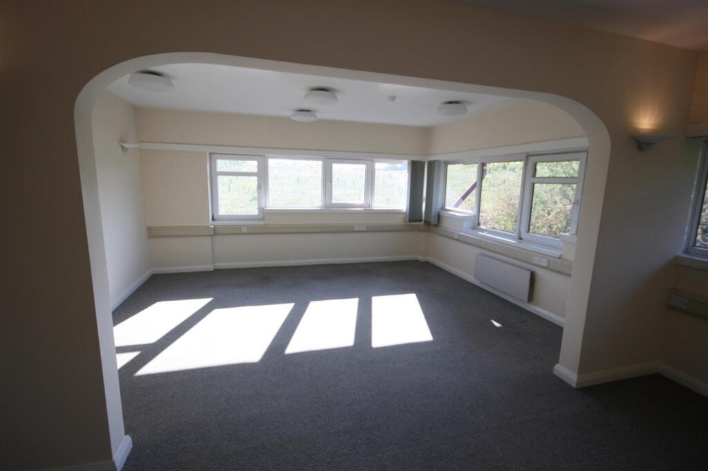 Additional image 3 of Tything Road East, Alcester B49 6ER