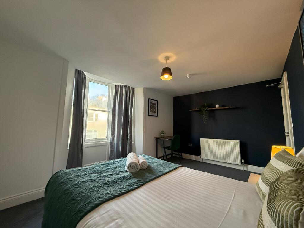 Additional image 6 of 32A Western Road