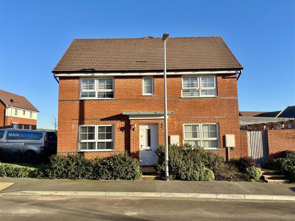 Additional image 21 of Martletts Close, Peacehaven