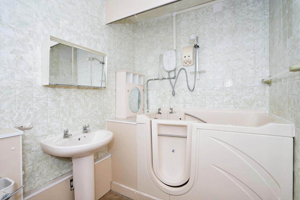 Additional image 11 of Greenways, Highlands Road, Portslade, Brighton, BN41