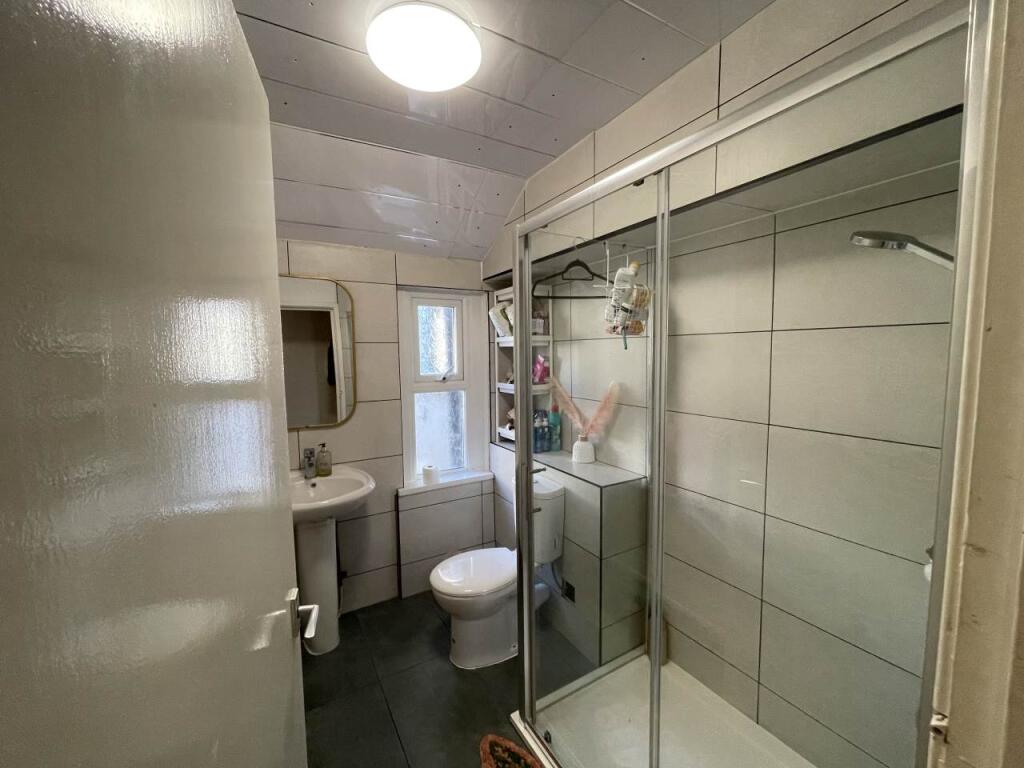 Additional image 11 of Richmond Road, Cathays,