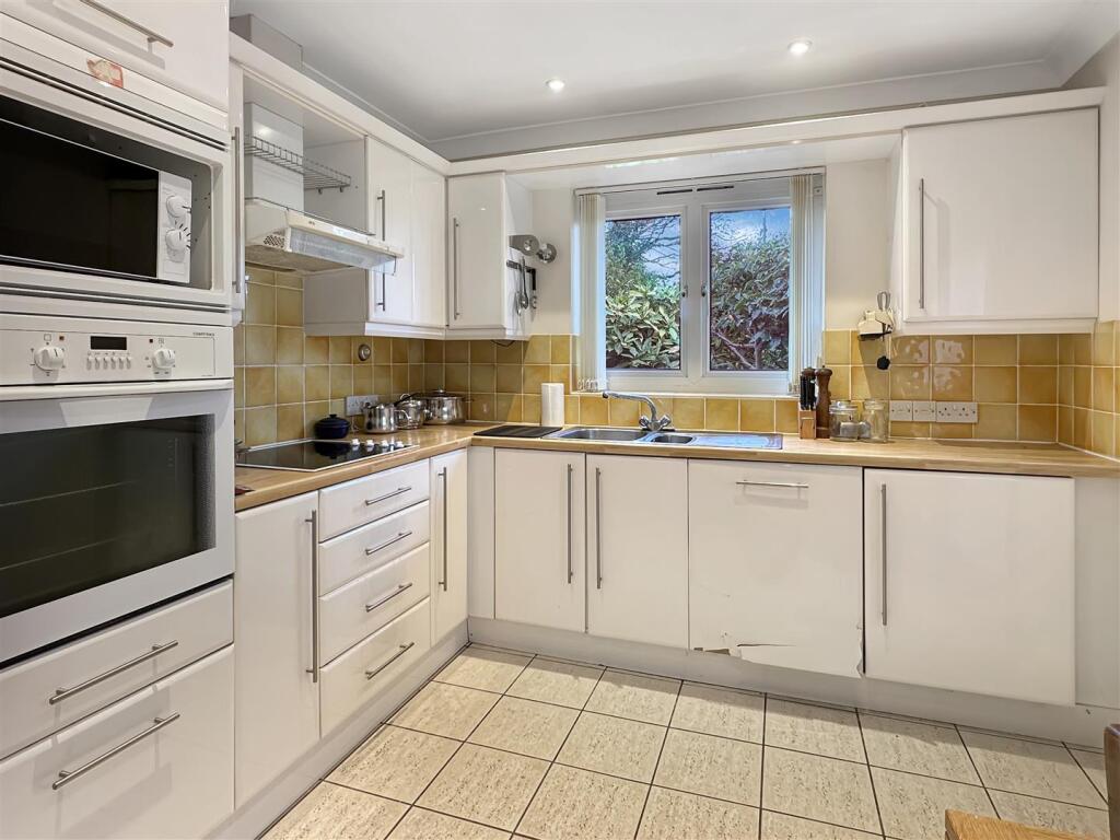 Additional image 12 of Hicks Lane, Girton