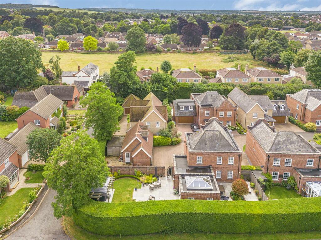 Additional image 43 of Arborfield Drive, Newmarket