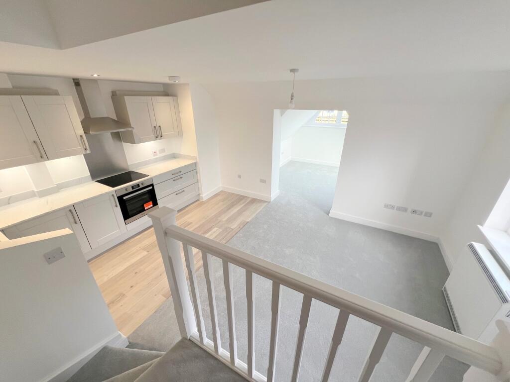 Additional image 11 of Milton Green, Christchurch Road, New Milton, Hampshire. BH25 6QG