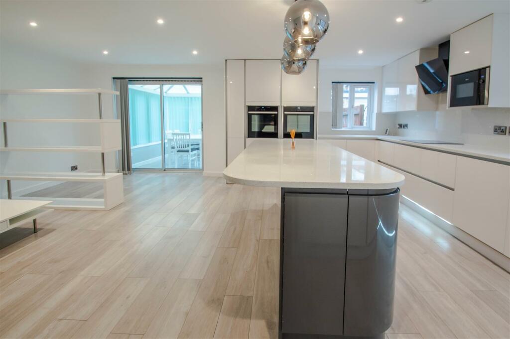 Additional image 13 of Ross Close, Haverhill