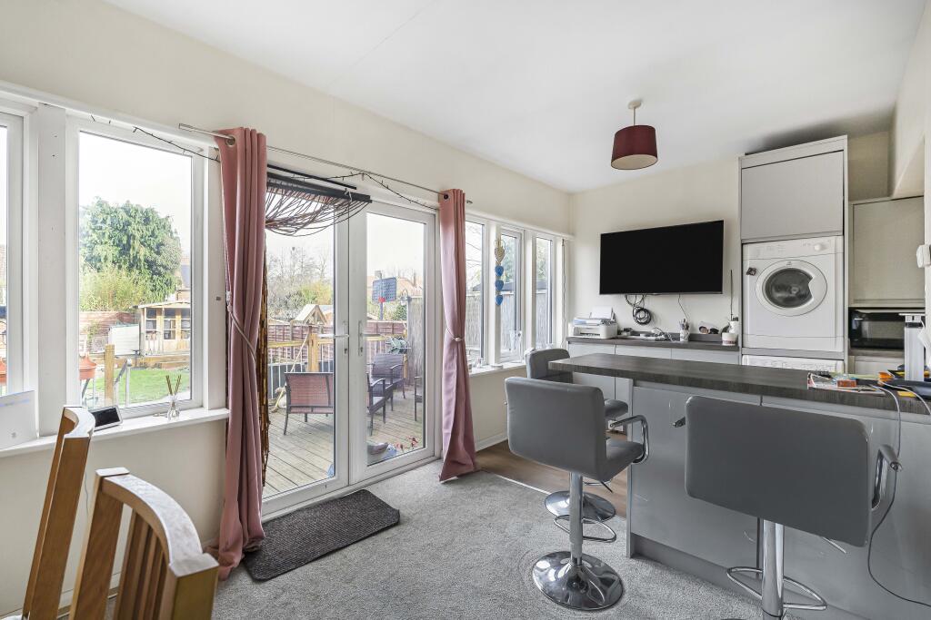 Additional image 5 of Meadway, Welwyn Garden City, AL7