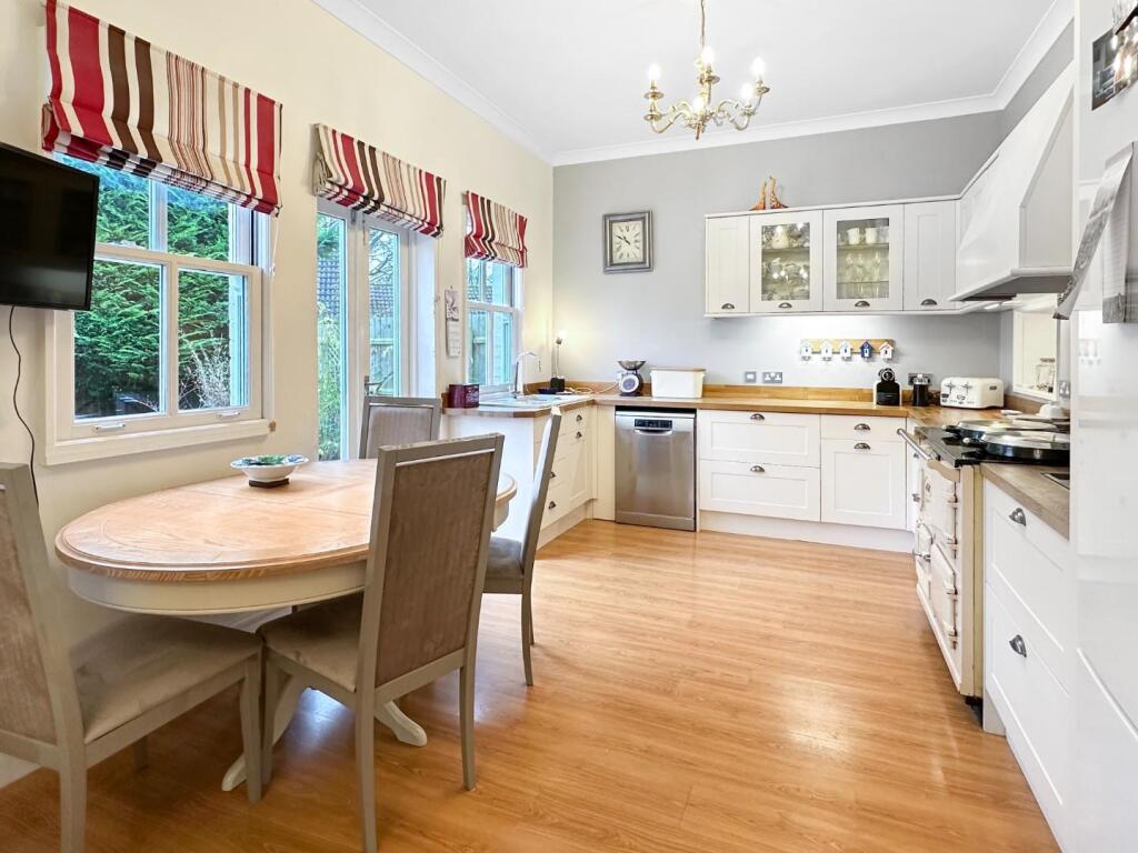 Additional image 32 of London Road, Stapleford