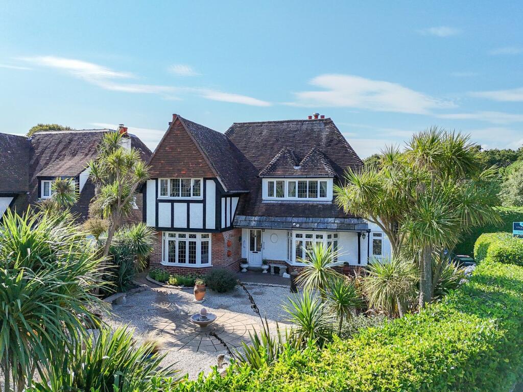 Seaway Avenue, Friars Cliff, Christchurch, BH23