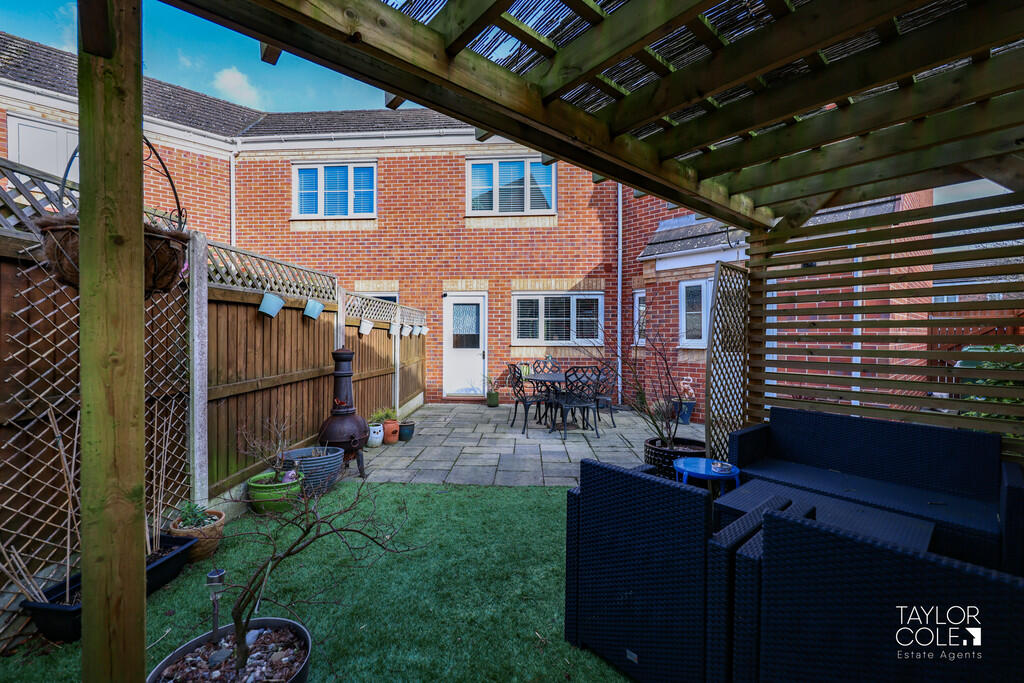 Additional image 32 of School Walk, Tamworth