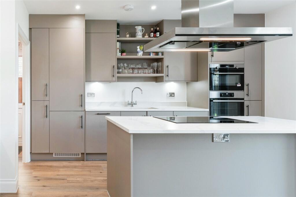 Additional image 6 of Walnut Drive, ELY, Cambridgeshire, CB6