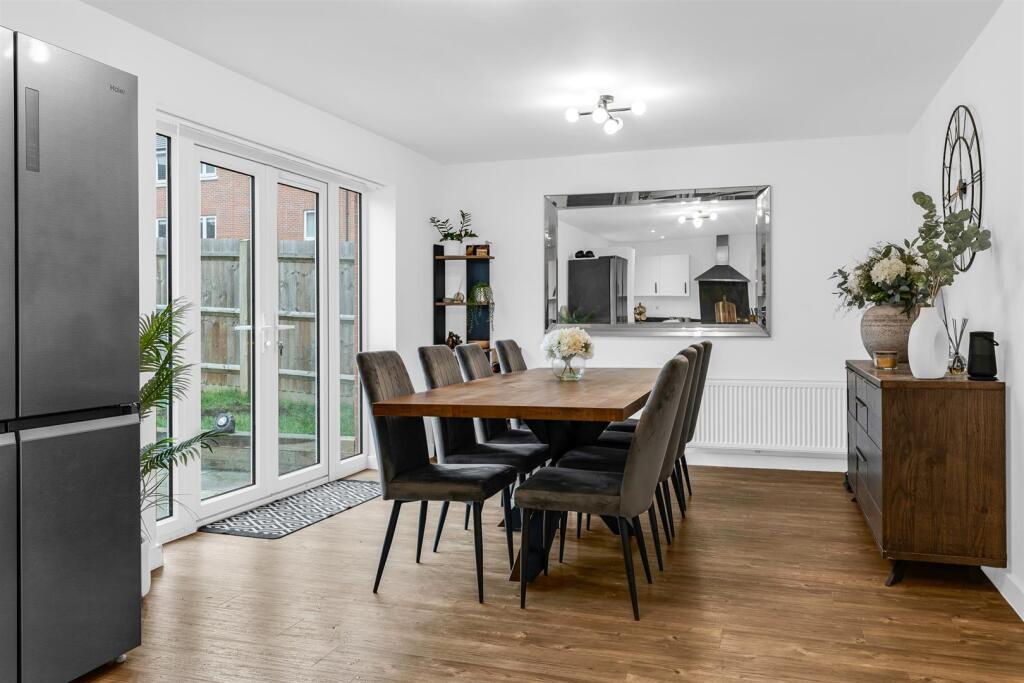 Additional image 4 of Perkins Way, Welwyn Garden City