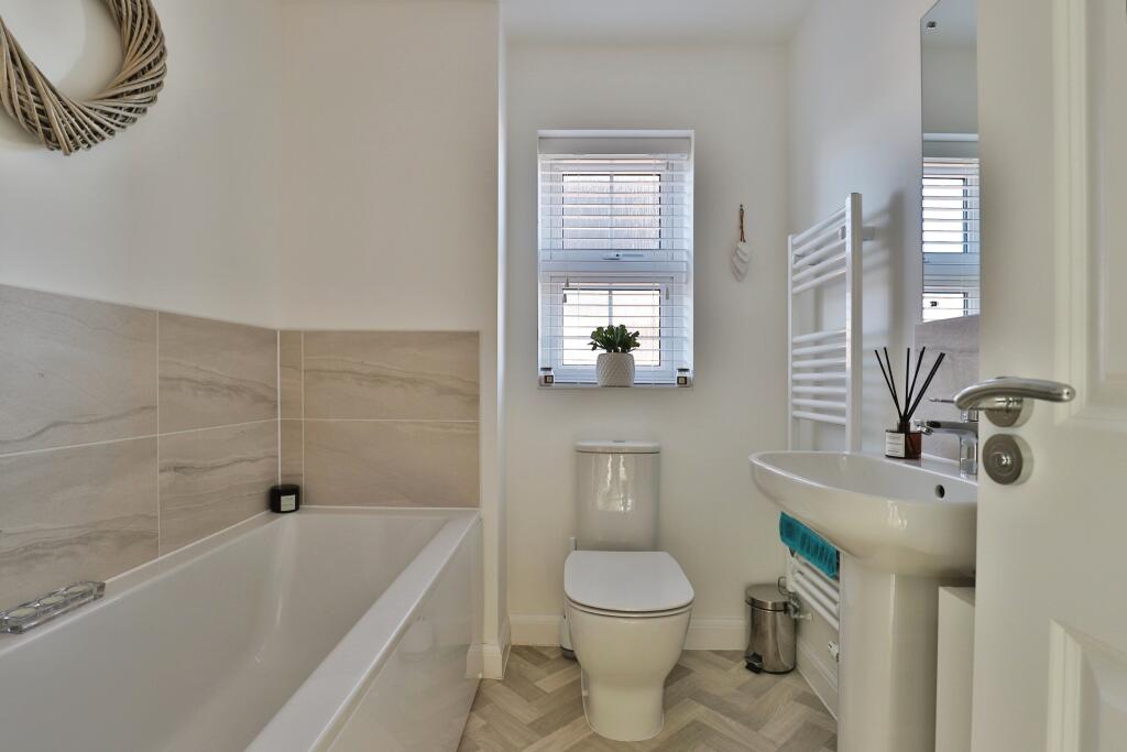 Additional image 15 of Edmund Crescent, BEARWOOD, Bournemouth, Dorset, BH11