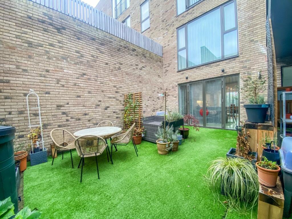 Additional image 24 of Clay Farm Drive, Trumpington, Cambridge