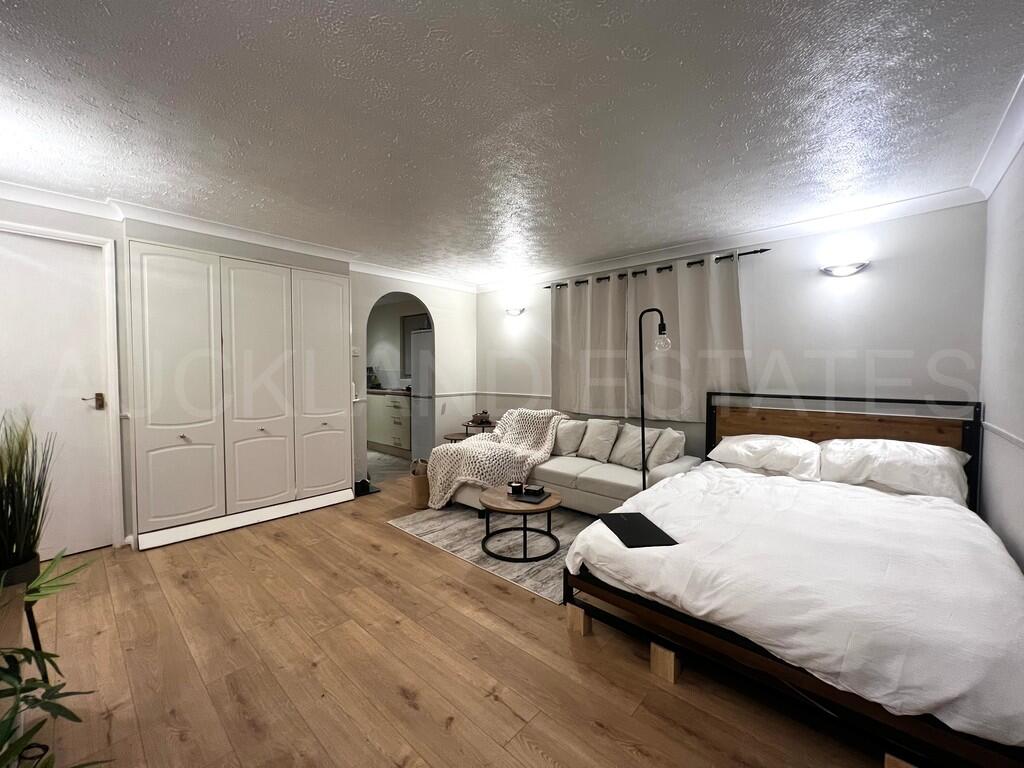 Additional image 2 of Nash Close, Welham Green