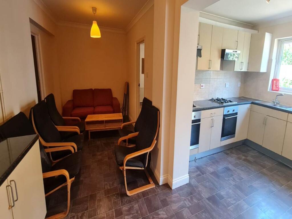 Additional image 7 of Meadowcroft, Hatfield, Hertfordshire