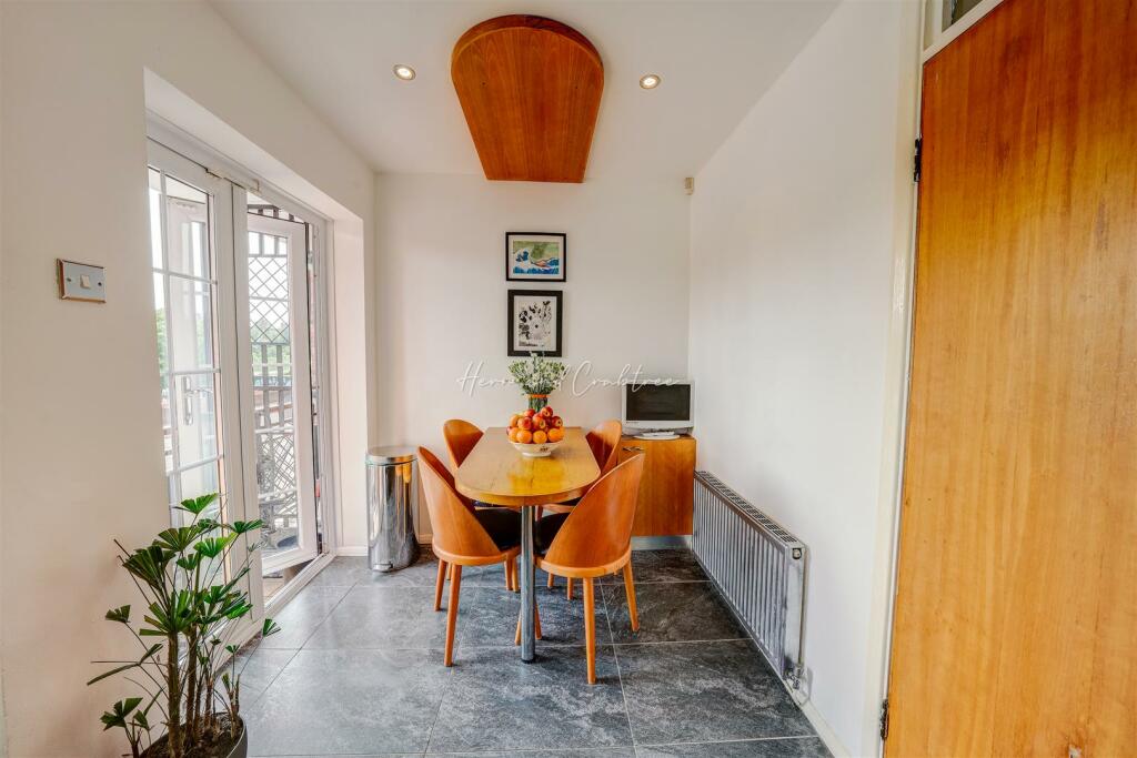 Additional image 16 of Schooner Way, Cardiff Bay