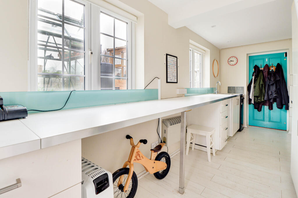 Additional image 24 of Barley Mow Lane, St. Albans, Hertfordshire, AL4