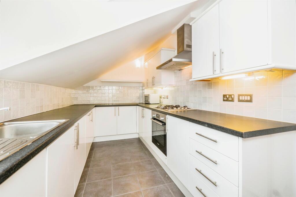 Additional image 19 of Romilly Crescent, Cardiff