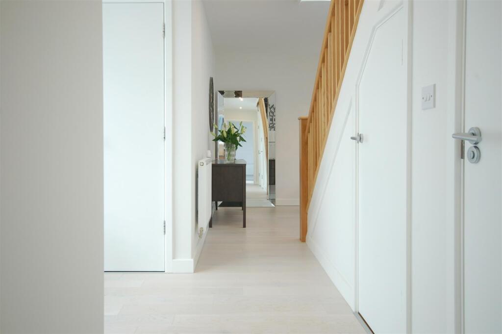 Additional image 7 of Royal Way, Trumpington, Cambridge