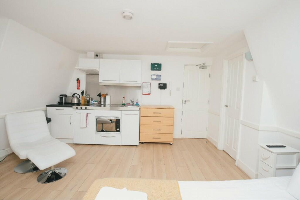 Additional image 10 of Newmarket Road, Cambridge, Cambridgeshire, CB5