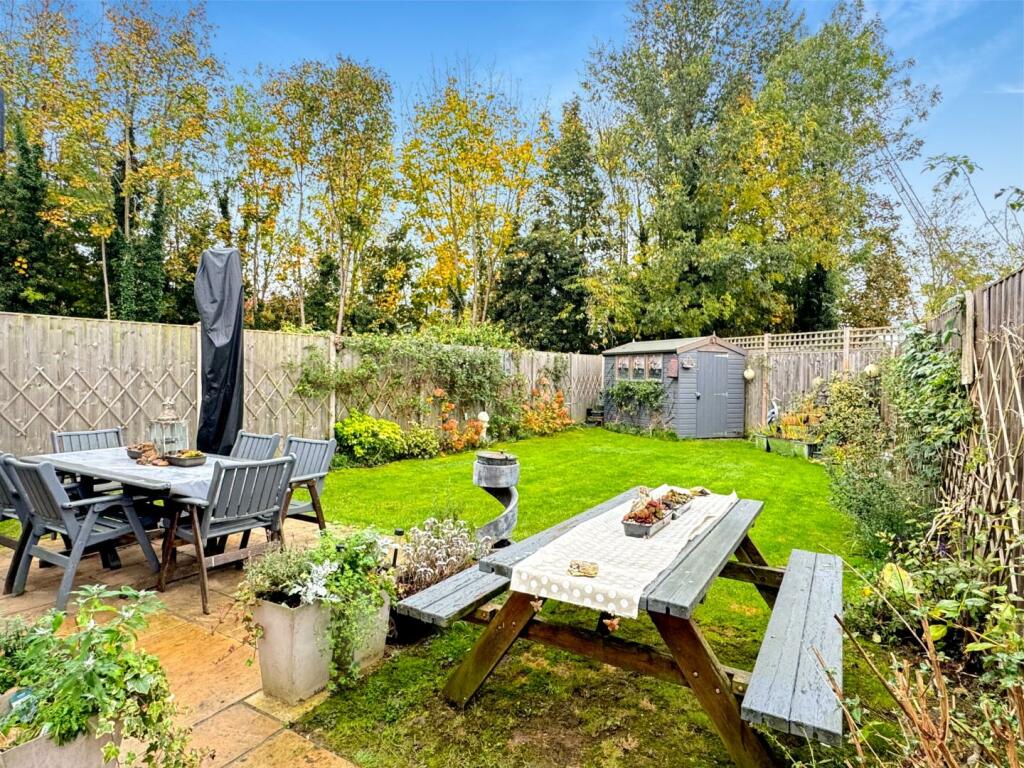 Additional image 21 of Leeway Avenue, Great Shelford, Cambridge