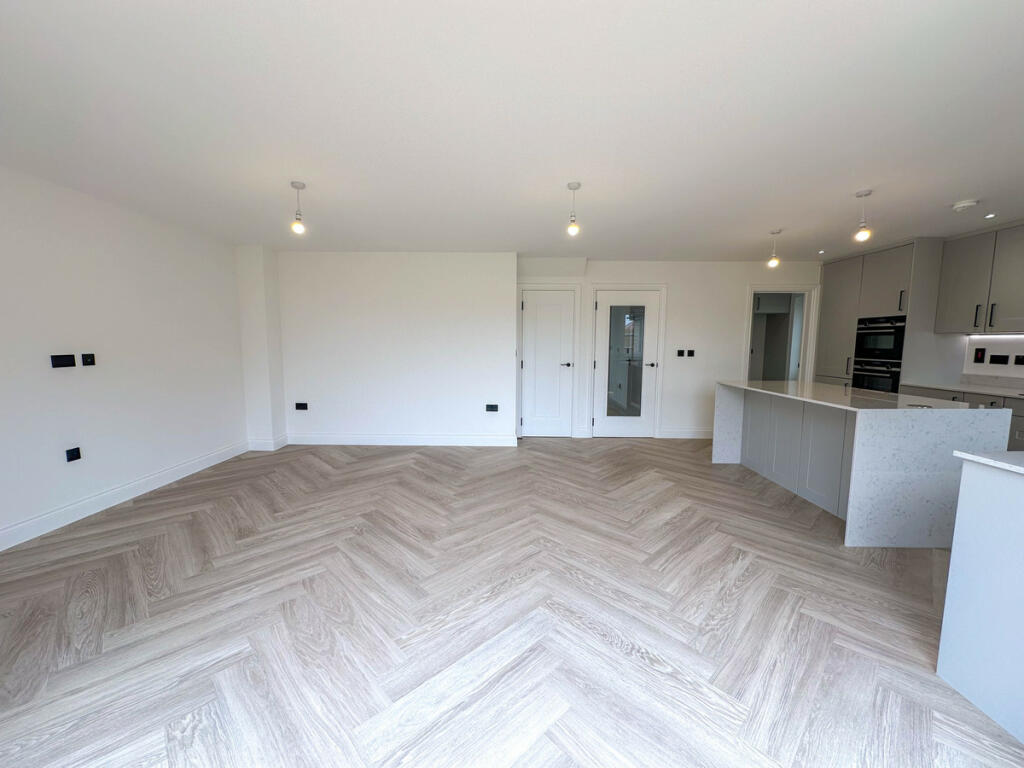 Additional image 28 of Hayfield Lodge, New Road, Over, CB24