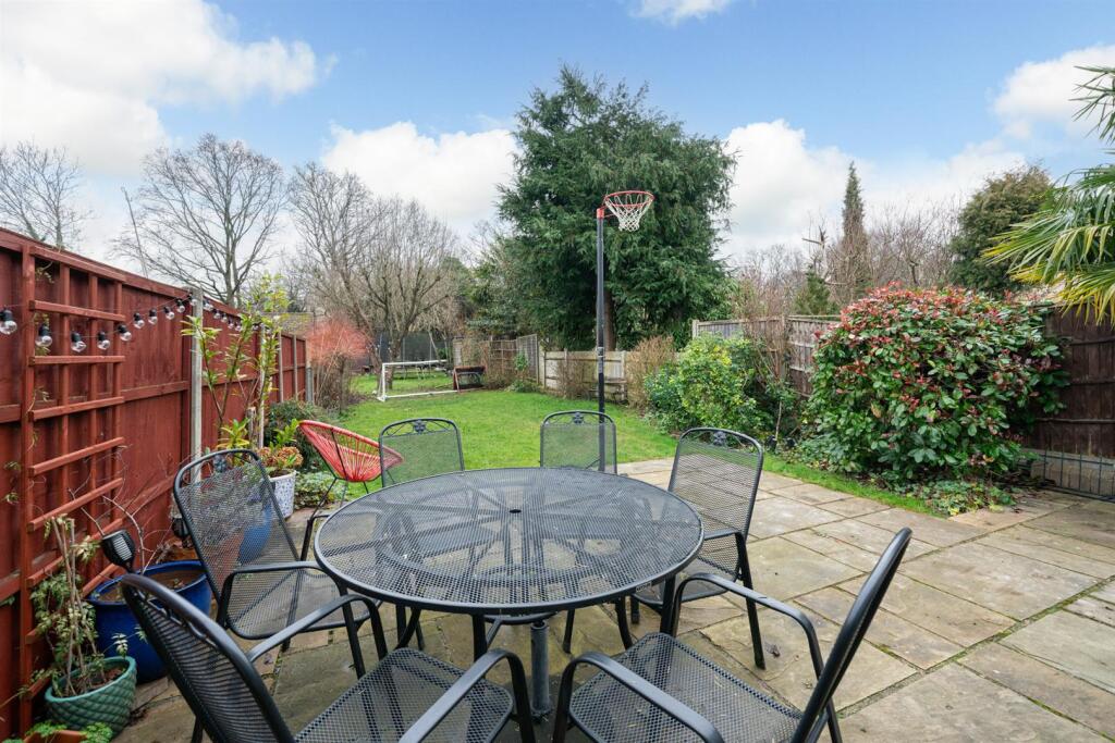 Additional image 27 of Hedley Road, St. Albans