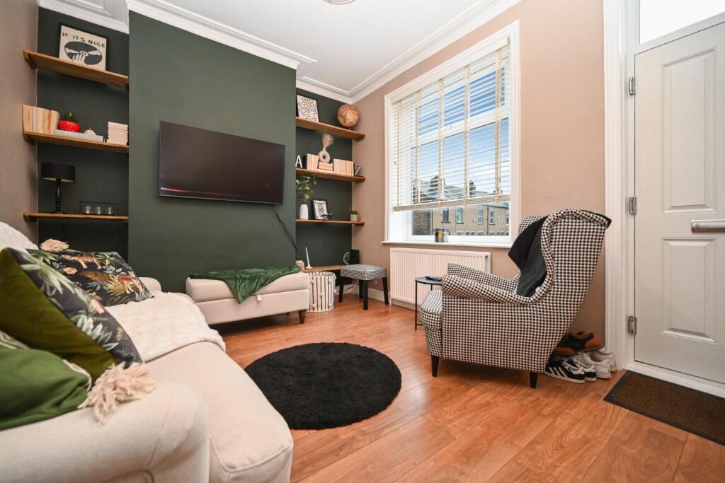 Additional image 5 of Ashgrove, Greengates, Bradford