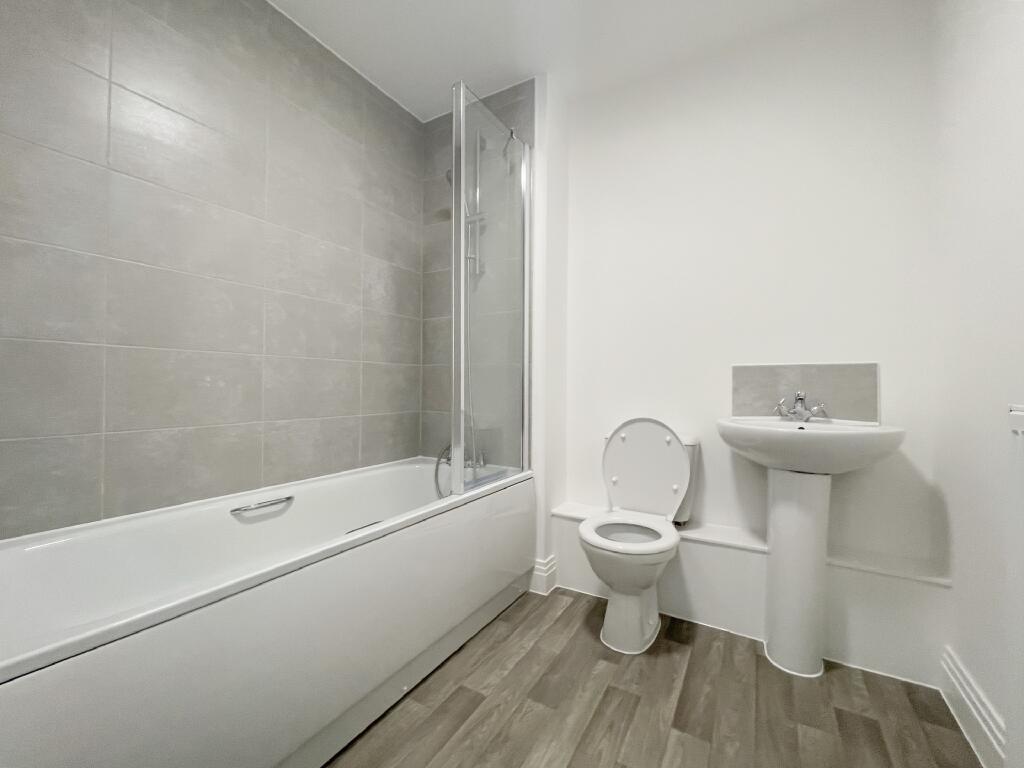 Additional image 5 of Plot 8, Gillyflower Lane, Waterbeach, Cambs, Waterbeach, Cambridge, Cambridgeshire, CB25 9QN