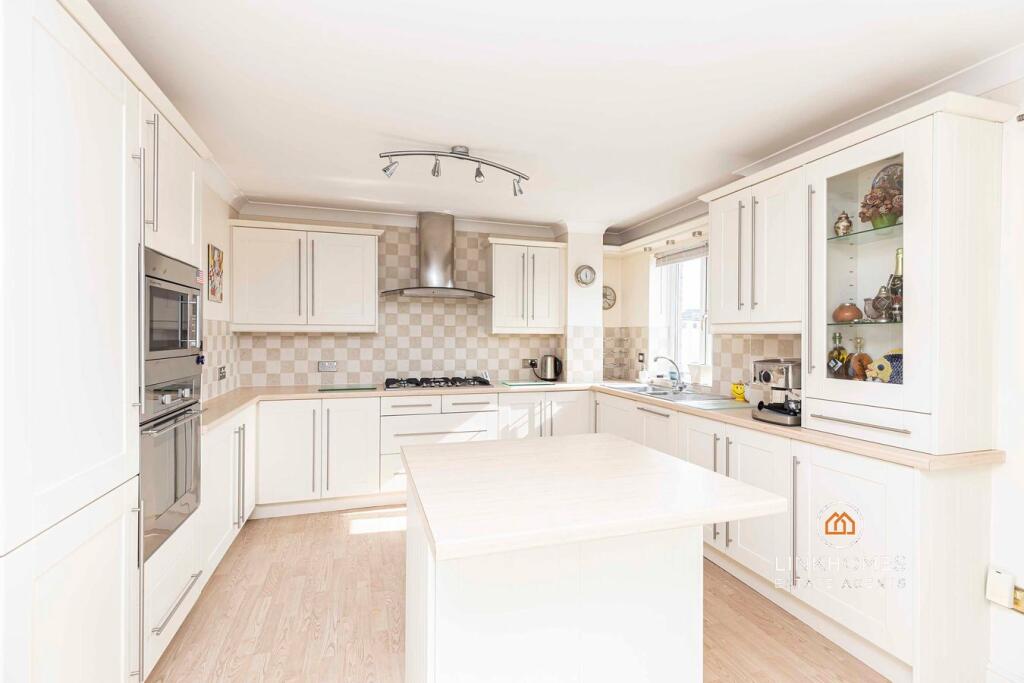 Additional image 2 of Barbers Wharf, Poole, BH15