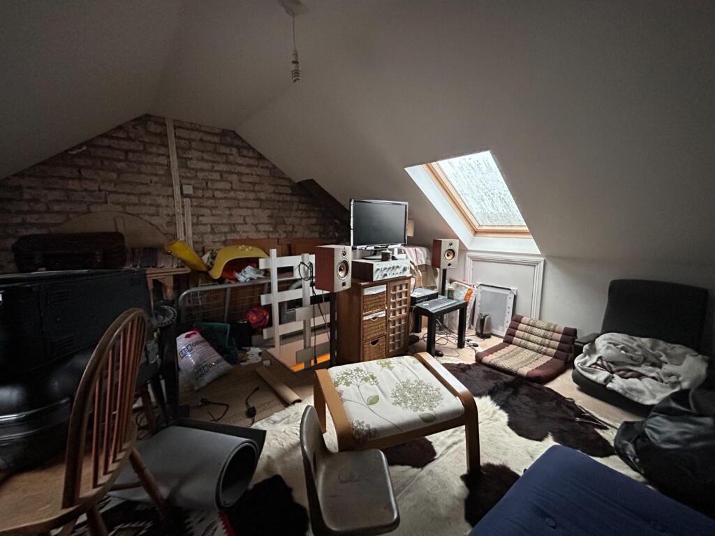 Additional image 18 of Neath Road, Whitehall