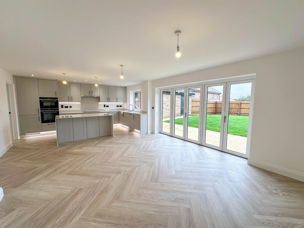 Additional image 29 of Hayfield Lodge, New Road, Over, CB24