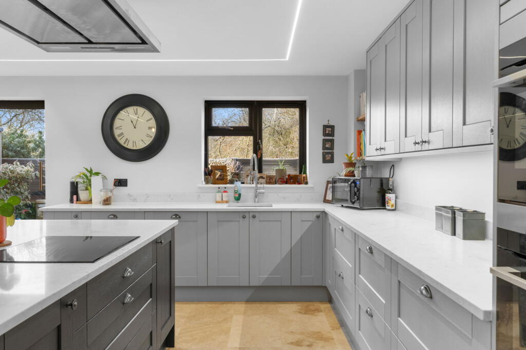 Additional image 5 of Highfields , Caldecote , CB23 7NY