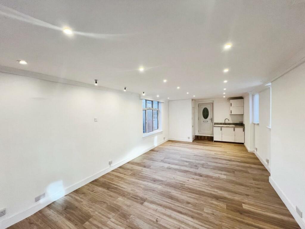 Additional image 7 of High Street, Henfield