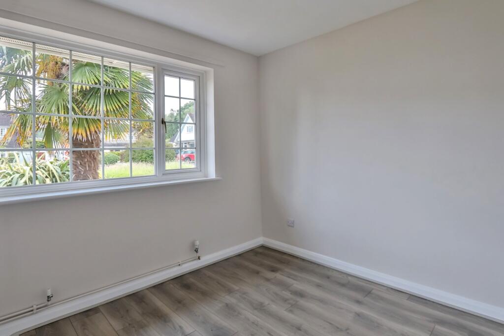 Additional image 20 of South Western Crescent, Whitecliff, Poole, Dorset, BH14