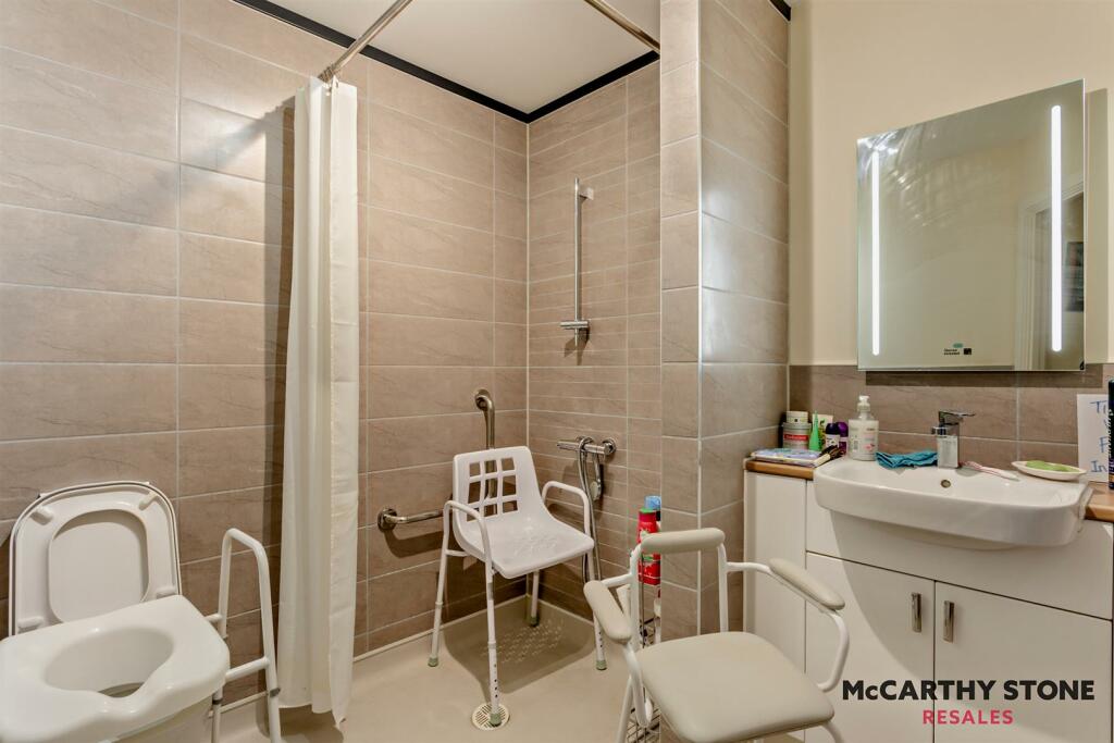 Additional image 8 of Roslyn Court, Lisle Lane, Ely, Cambridgeshire, CB7 4FA