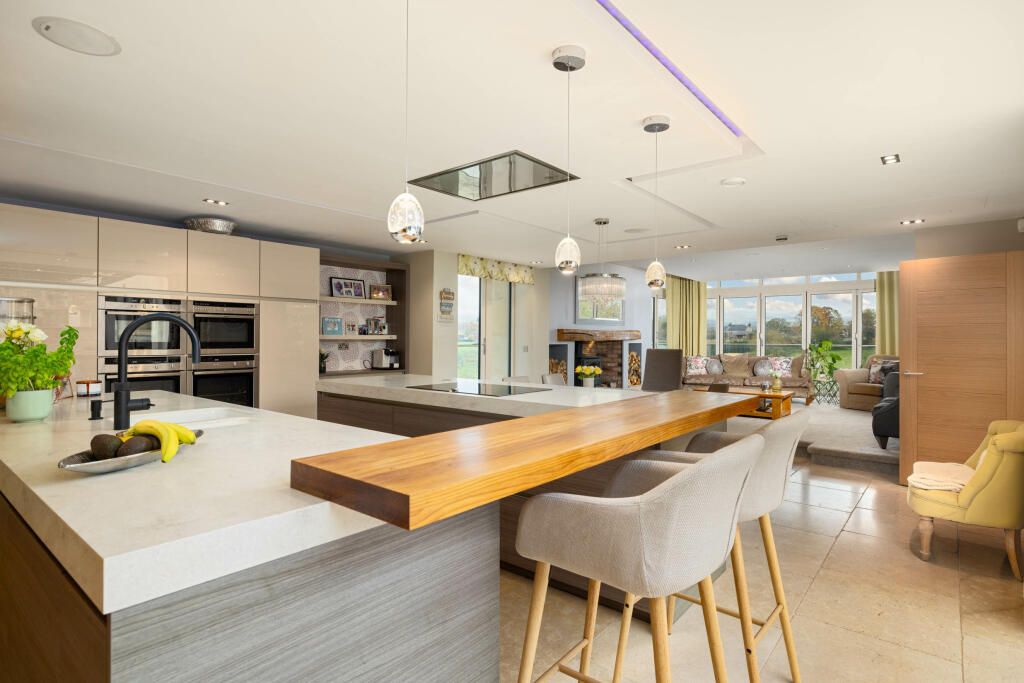 Additional image 4 of Station Road, Turton