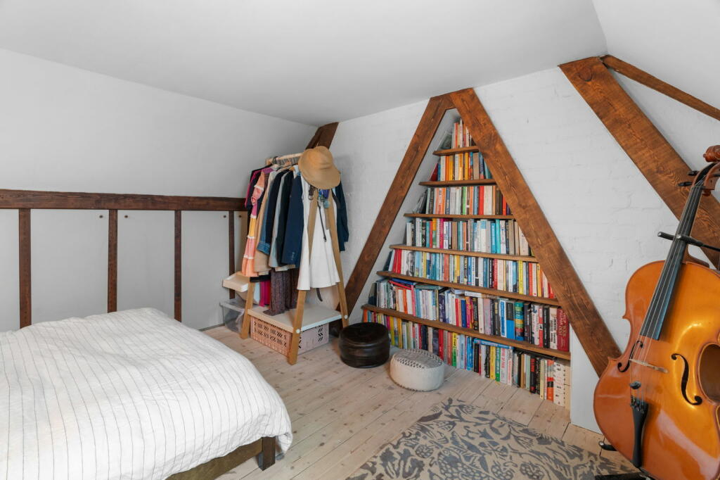 Additional image 10 of Gold Steet, Saffron Walden