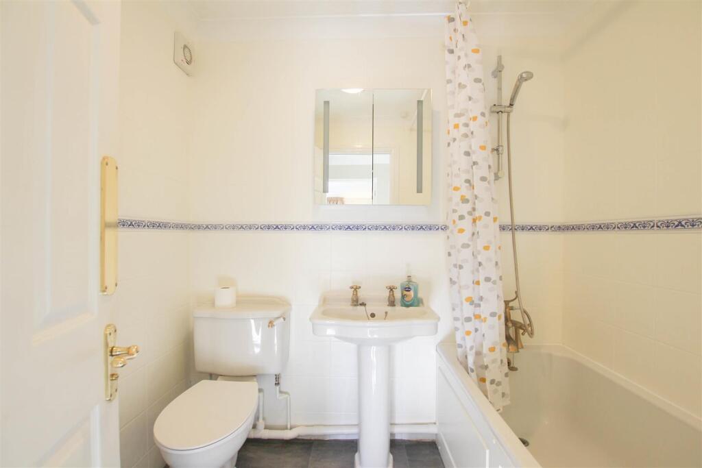 Additional image 11 of Stephen Neville Court, Saffron Walden