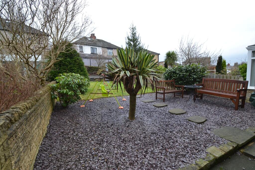 Additional image 17 of Woodbine Grove, Idle,