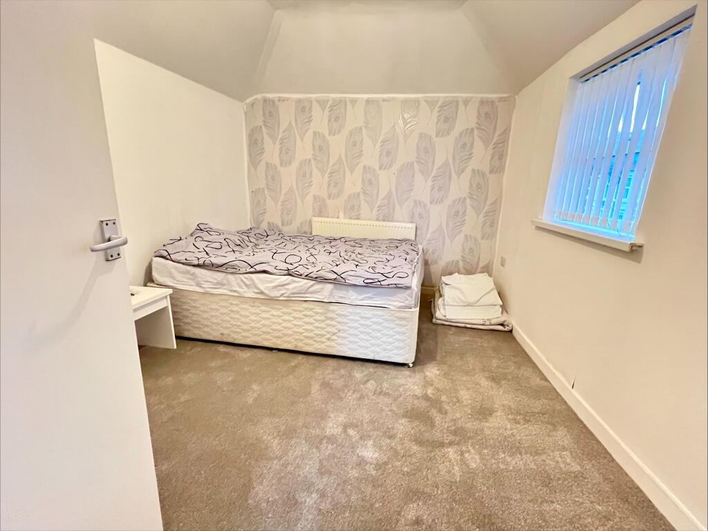 Additional image 9 of Courtenay Road, Splott, Cardiff