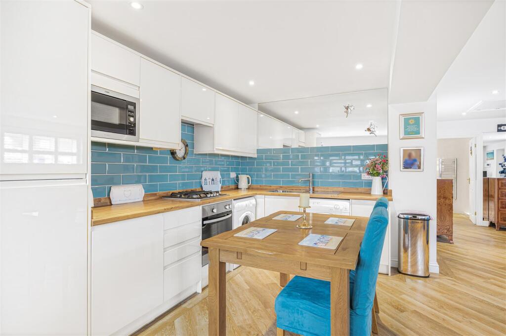 Additional image 19 of Court Farm Road, Newhaven