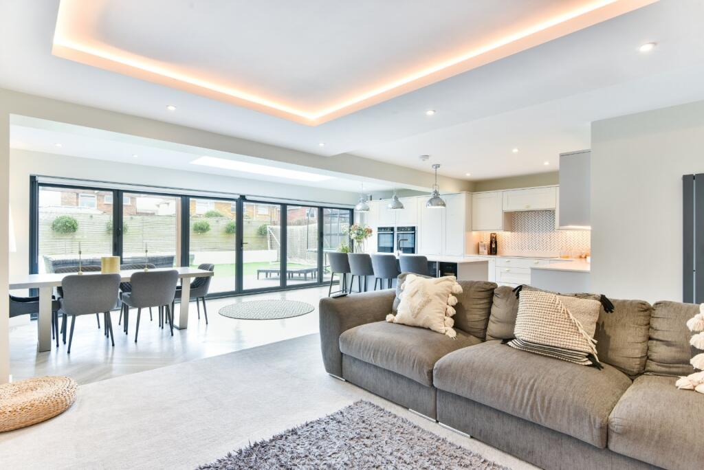 Additional image 19 of Falcon Close, Shoreham Beach, West Sussex, BN43