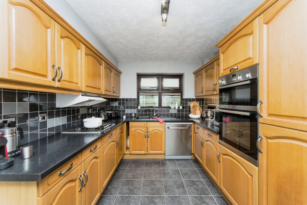 Additional image 5 of Cotswold Close, Eastbourne, East Sussex, BN23