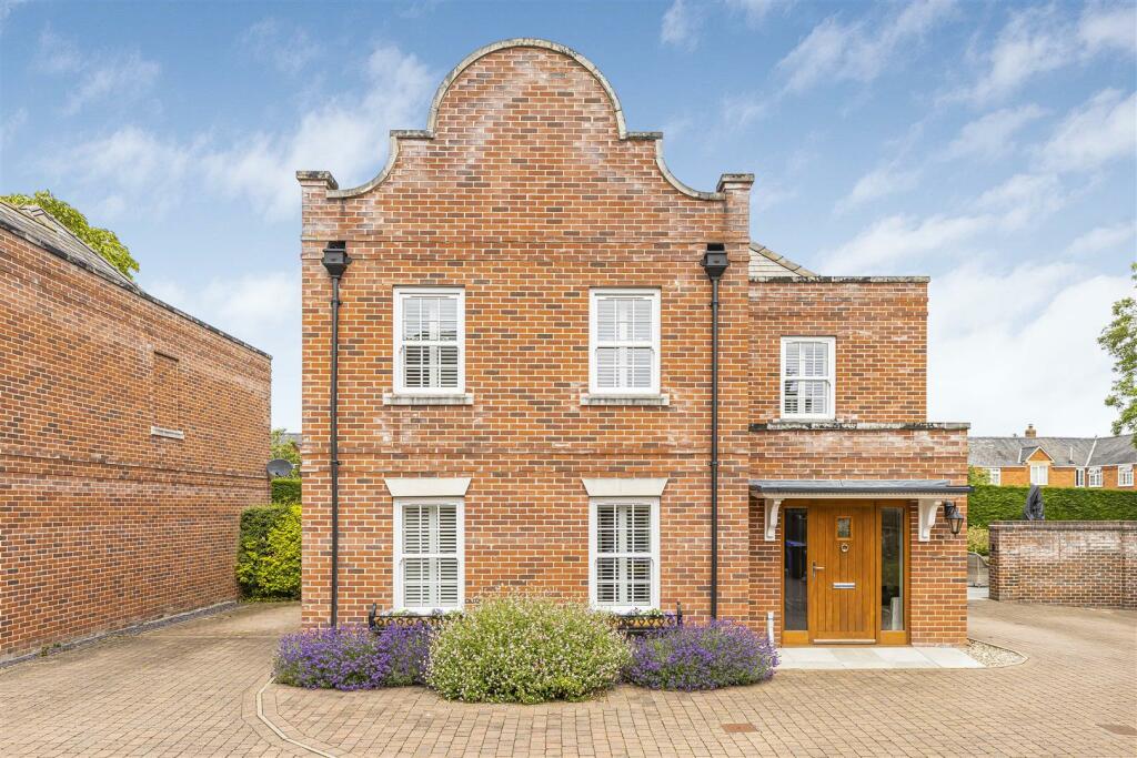 Additional image 45 of Arborfield Drive, Newmarket