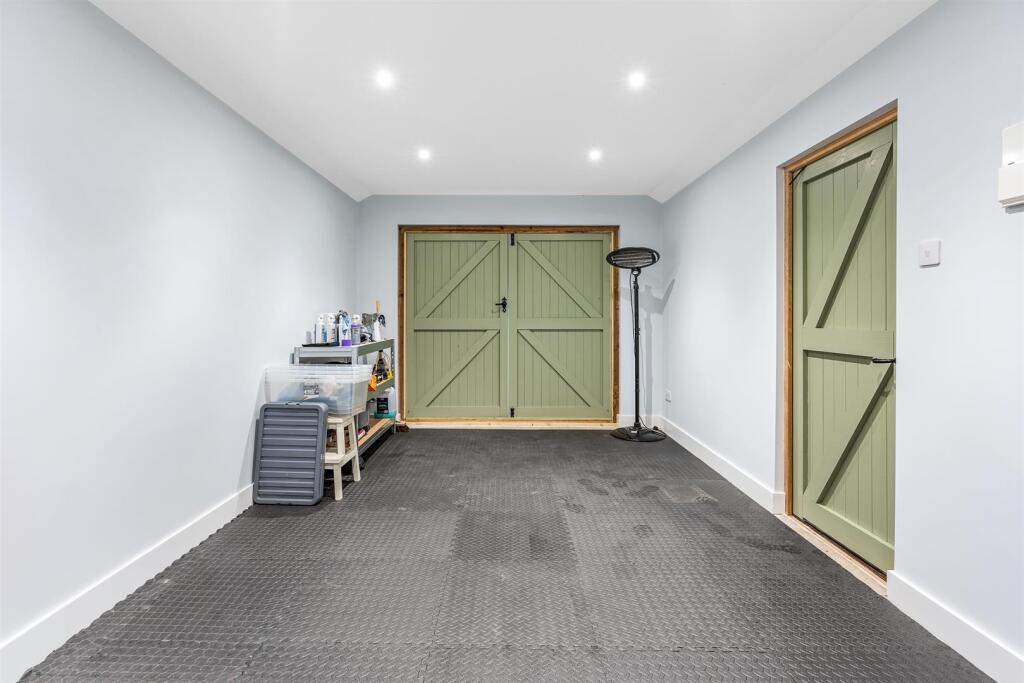 Additional image 21 of Harmer Green Lane, Welwyn