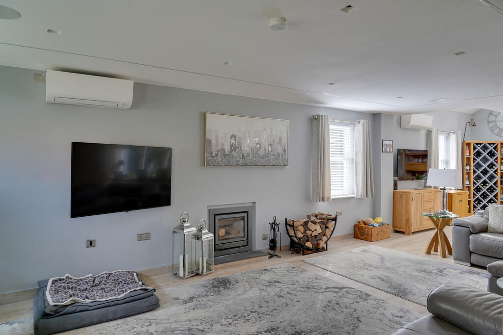 Additional image 8 of Stradishall, Newmarket, Suffolk