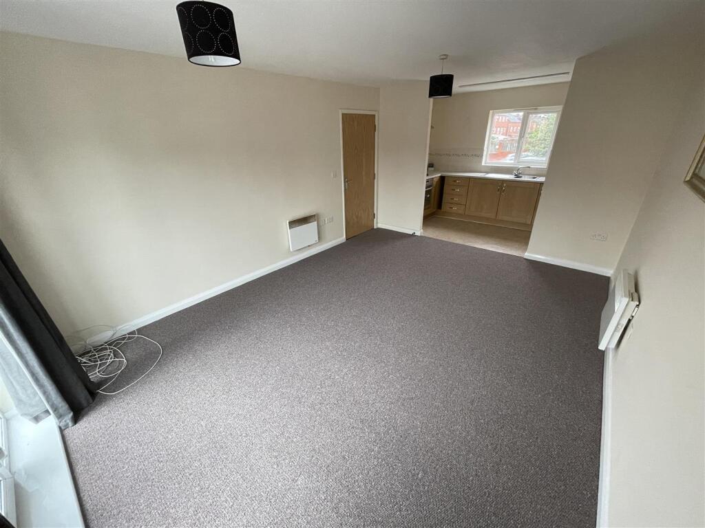 Additional image 4 of Warwick Road, Tyseley